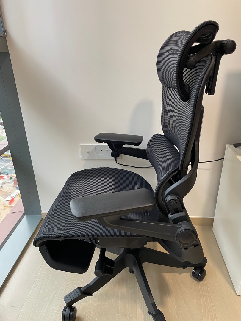 Hinomi H1 Pro Ergonomic Chair. Brand new and unused., Furniture