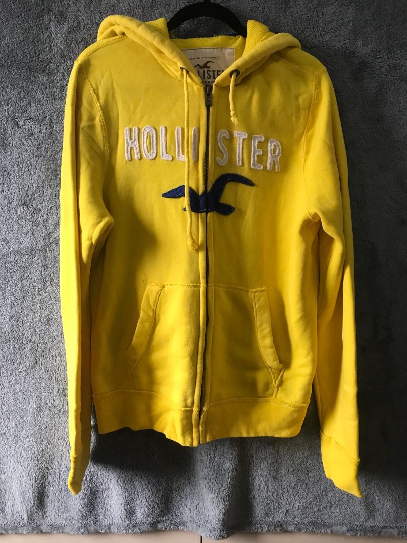 Hollister 2025 yellow jacket