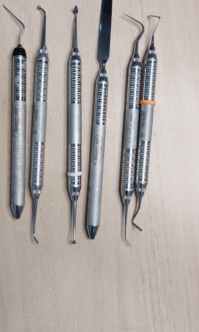 Hu friedy Resto instrument, Everything Else, Others on Carousell