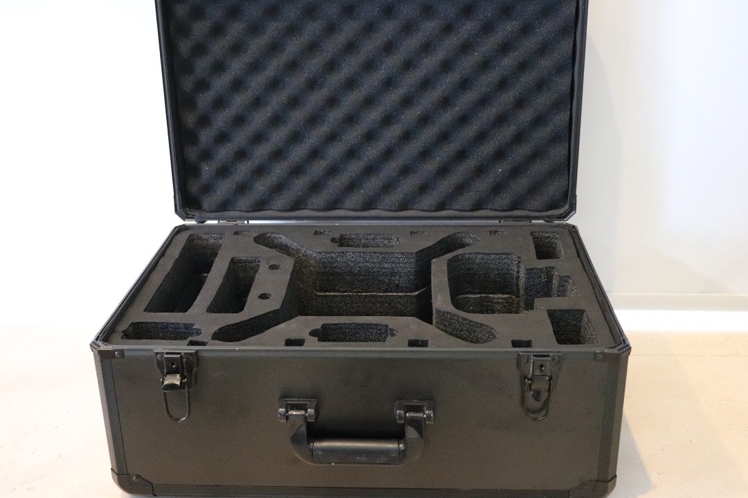HUL Carrying Case Premium Aluminium for Holy Stone Dornes or DJI Phantom 3 Standard SE Professional Advanced 4K Phantom 4 Phantom 4 Pro Drones Photography Drones on Carousell