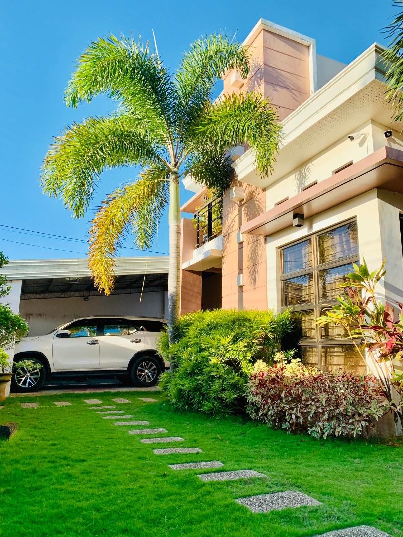 ILOILO PRESTIGIOUS HOUSE AND LOT LOCATED AT PAVIA, Property, For Sale