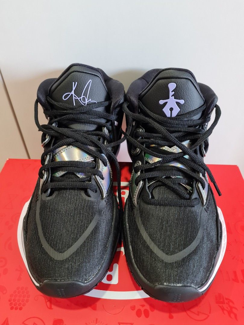 Kyrie Infinity Basketball Shoe, Men's Fashion, Footwear, Sneakers on