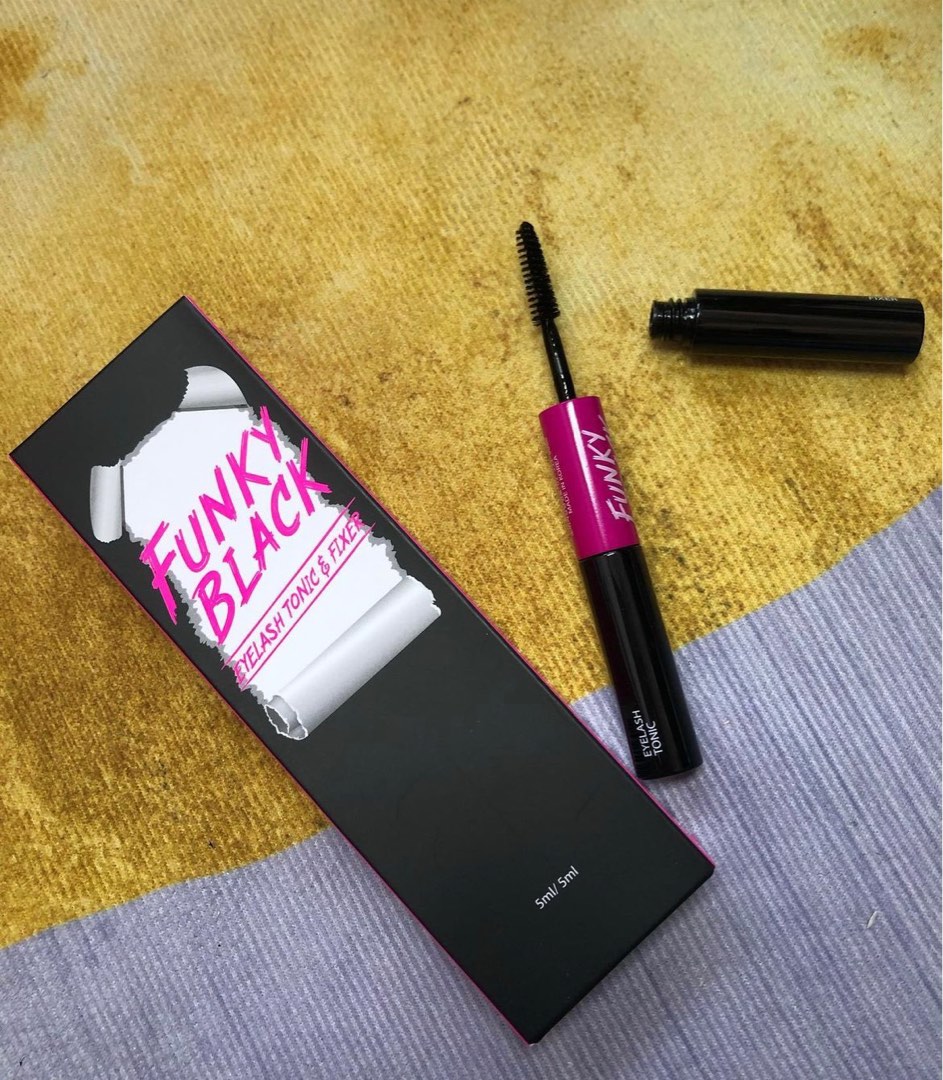 Lash serum, Beauty & Personal Care, Face, Makeup on Carousell