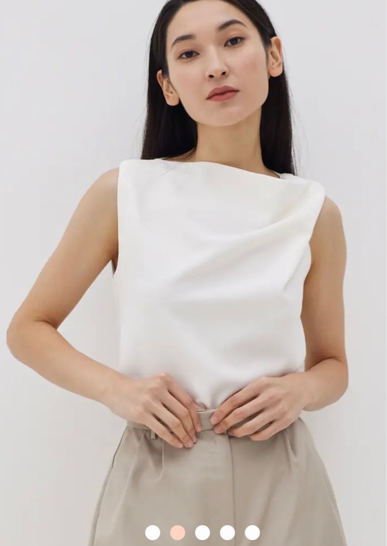 LB Lindea Drape Shell Top, Women's Fashion, Tops, Sleeveless on Carousell