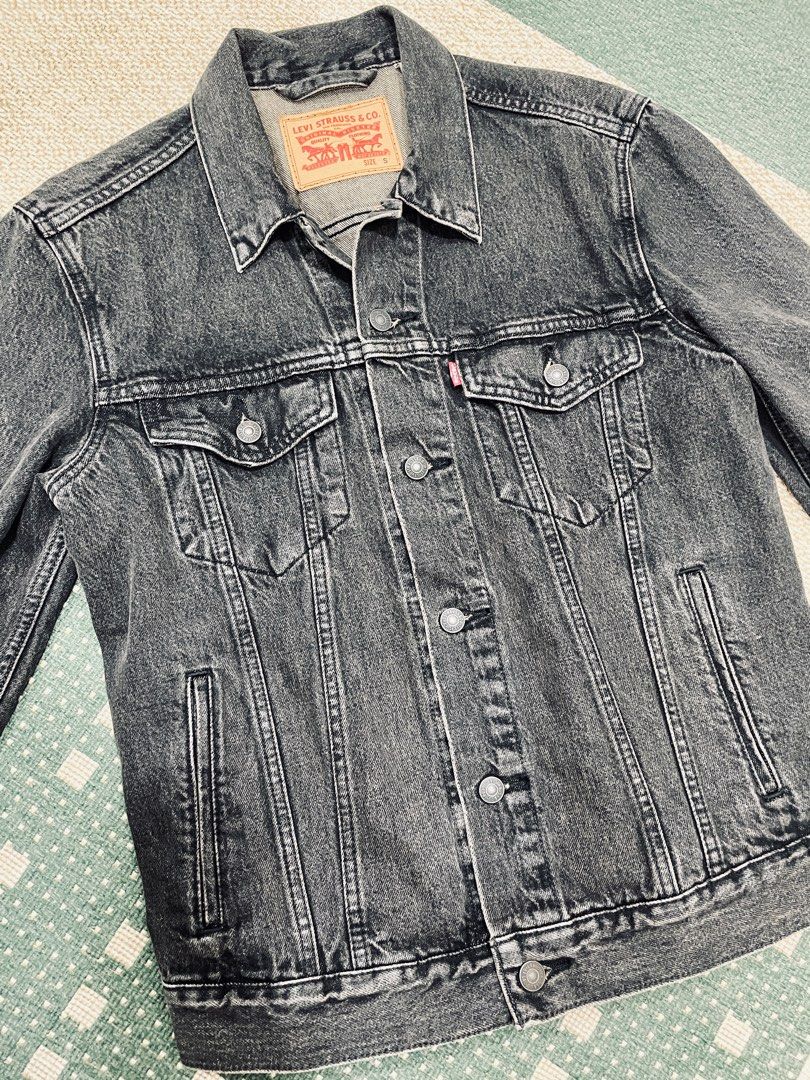 Levi's Men's Trucker Jacket 72334-0584, Men's Fashion, Coats, Jackets and  Outerwear on Carousell