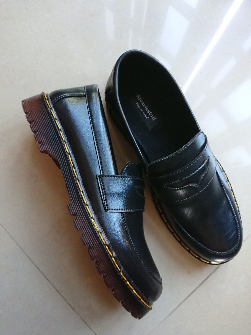 Loafer Local Brand Indonesia, Men's Fashion, Footwear, Casual shoes on