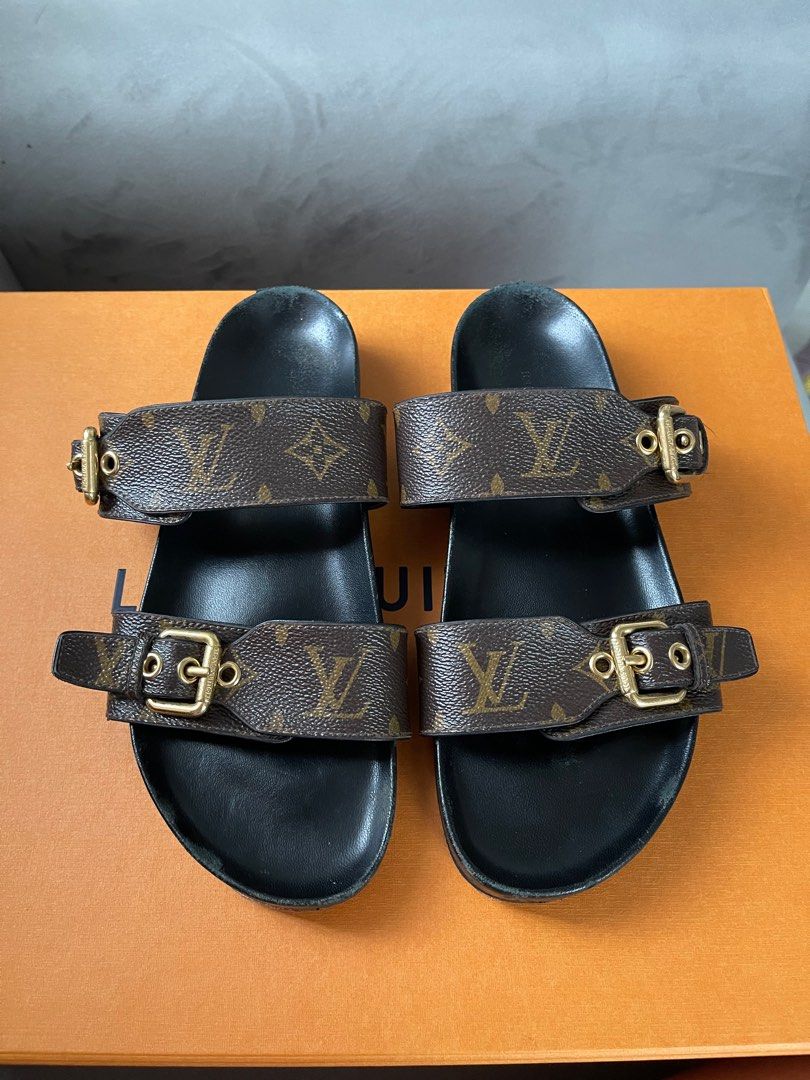 Bom dia leather flip flops Louis Vuitton Brown size 38 EU in
