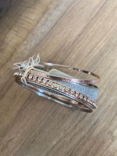 (Category: ) located in . Submitted by presenaa (Listing ID 1216101487, Image 1). Description: .