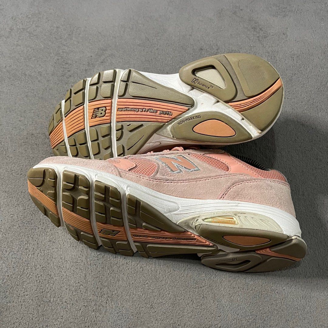 New balance breast cancer hotsell walking shoes