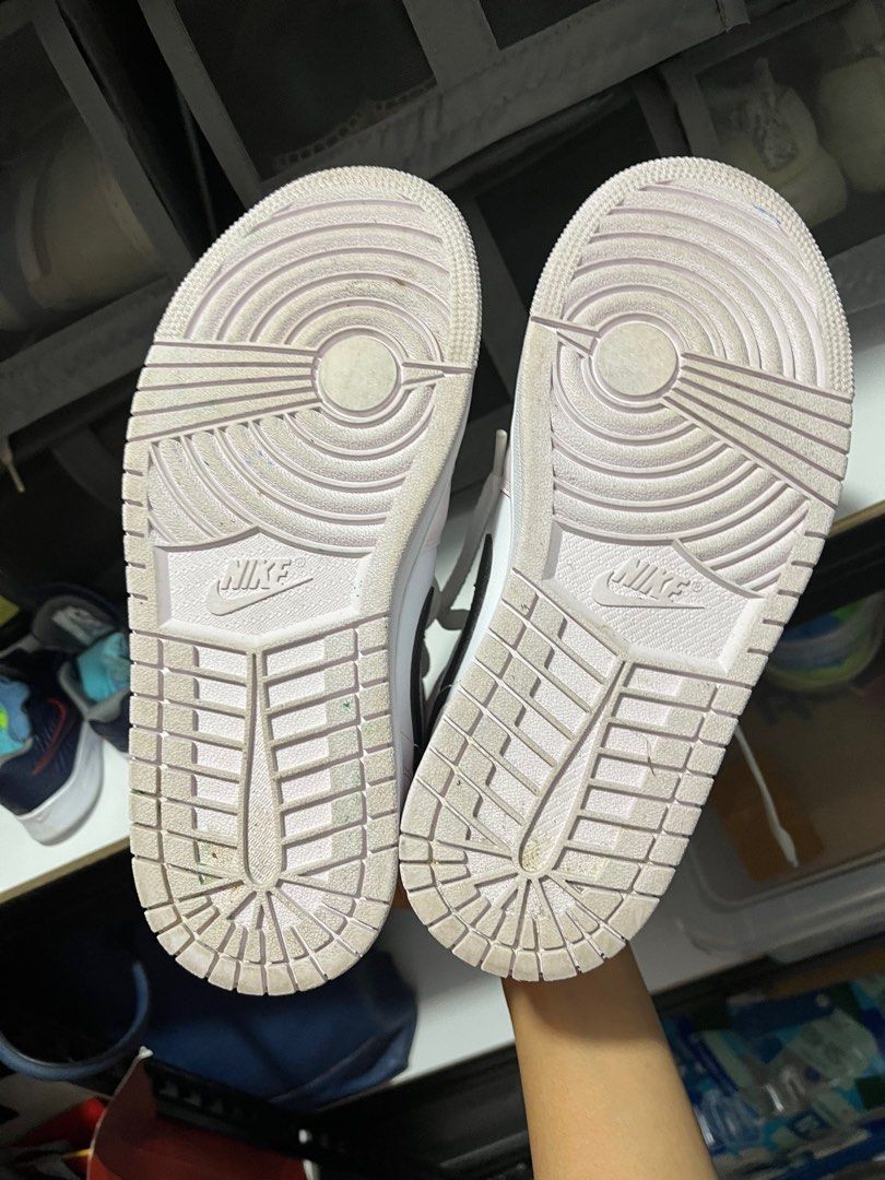 womens jordans barely rose