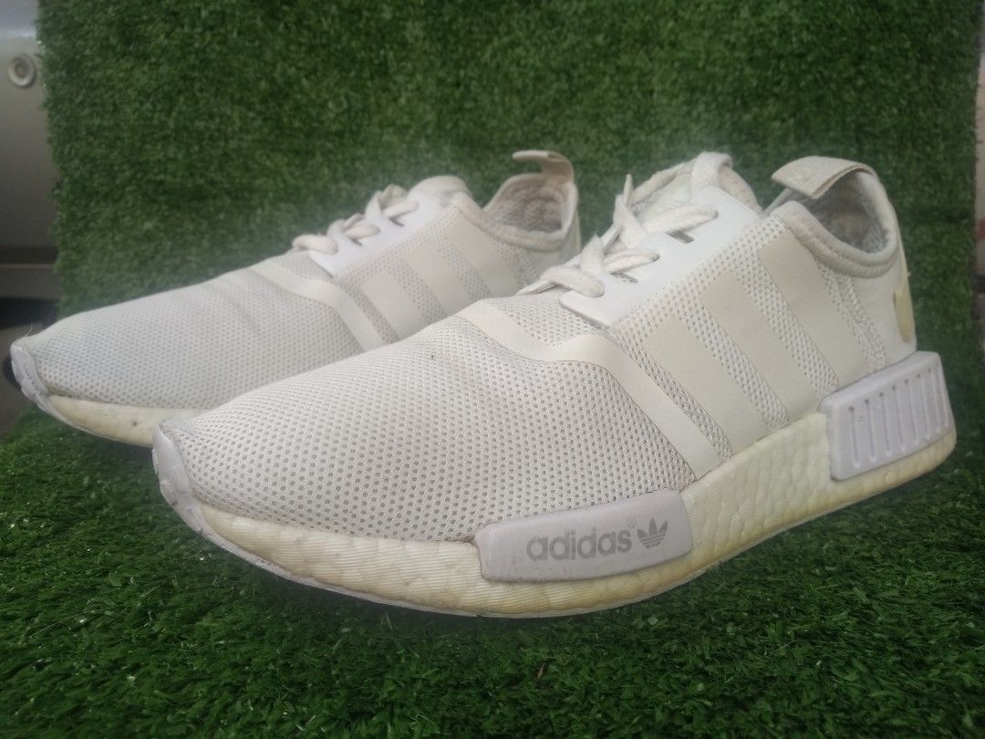 Adidas nmd r1 triple white 2 top