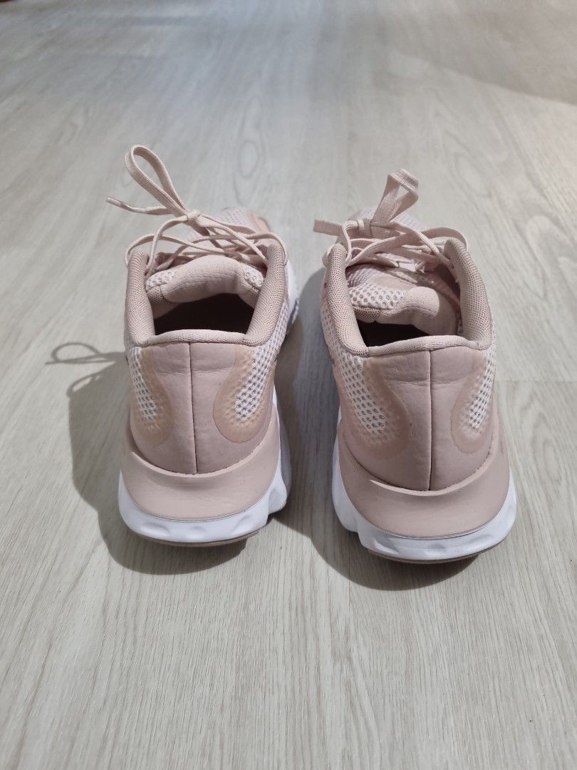 nike renew run barely rose