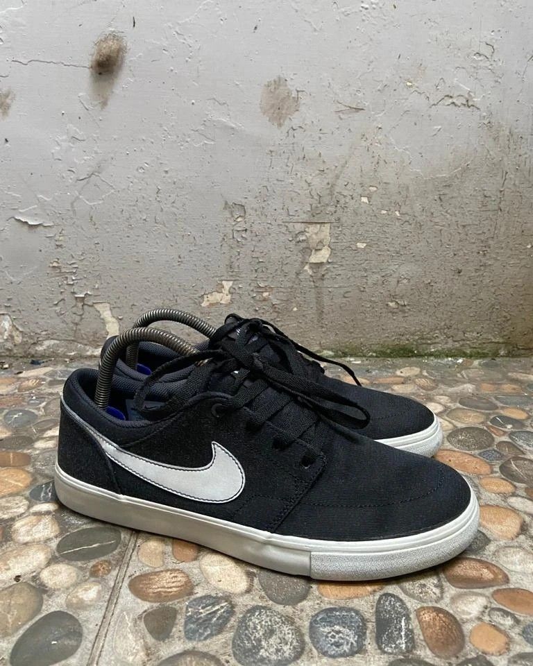 Nike SB Portmore Fesyen Pria Sepatu Sneakers di Carousell
