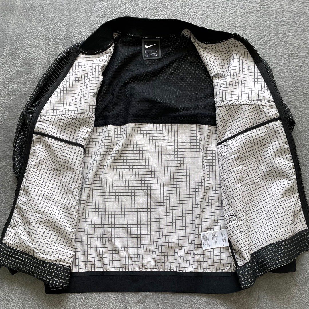 Nike Tech Pack Bomber Jacket, Men'S Fashion, Coats, Jackets And Outerwear  On Carousell