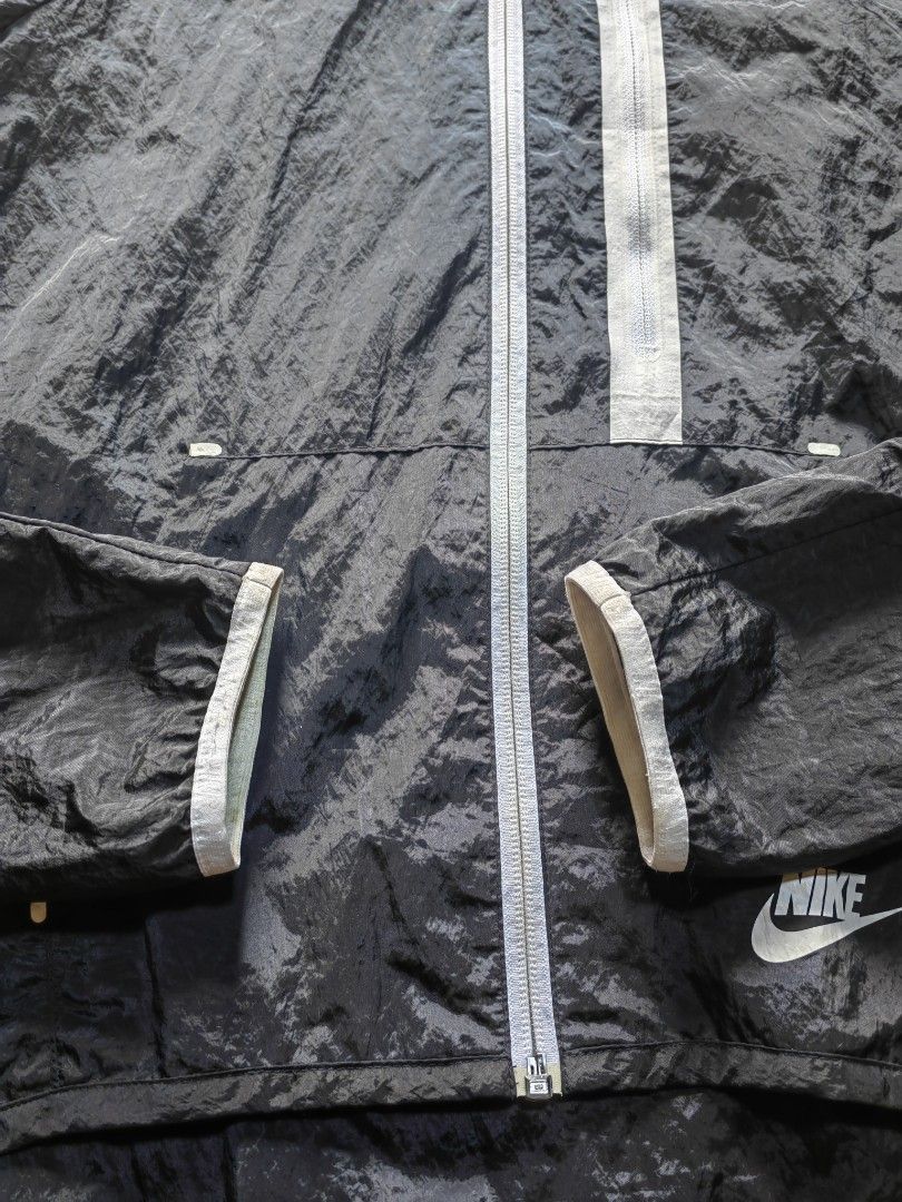 kith nike windbreaker