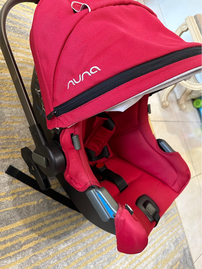 Nuna cheap pipa red
