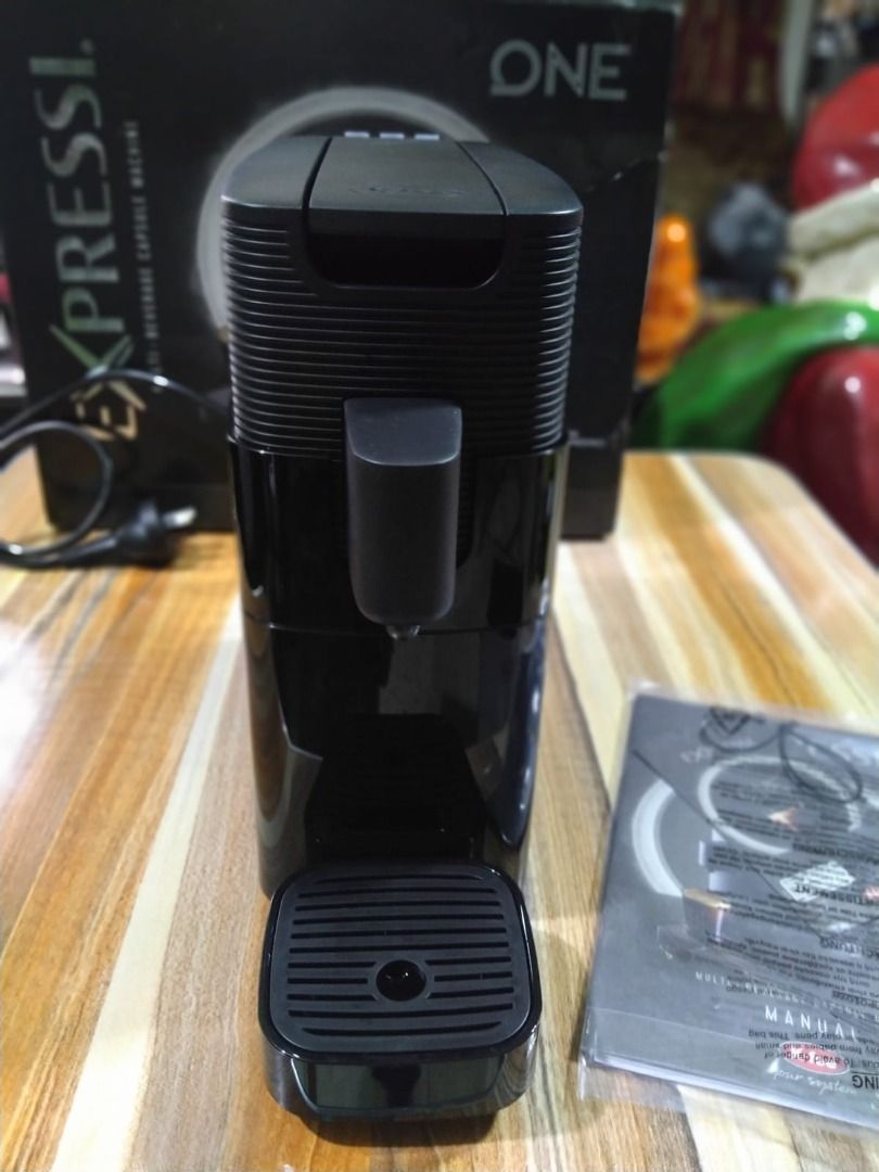ONE EXPRESSI CAPSULE MACHINE, TV & Home Appliances, Kitchen Appliances