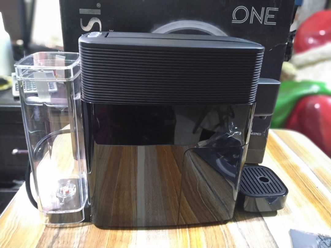 ONE EXPRESSI CAPSULE MACHINE, TV & Home Appliances, Kitchen Appliances