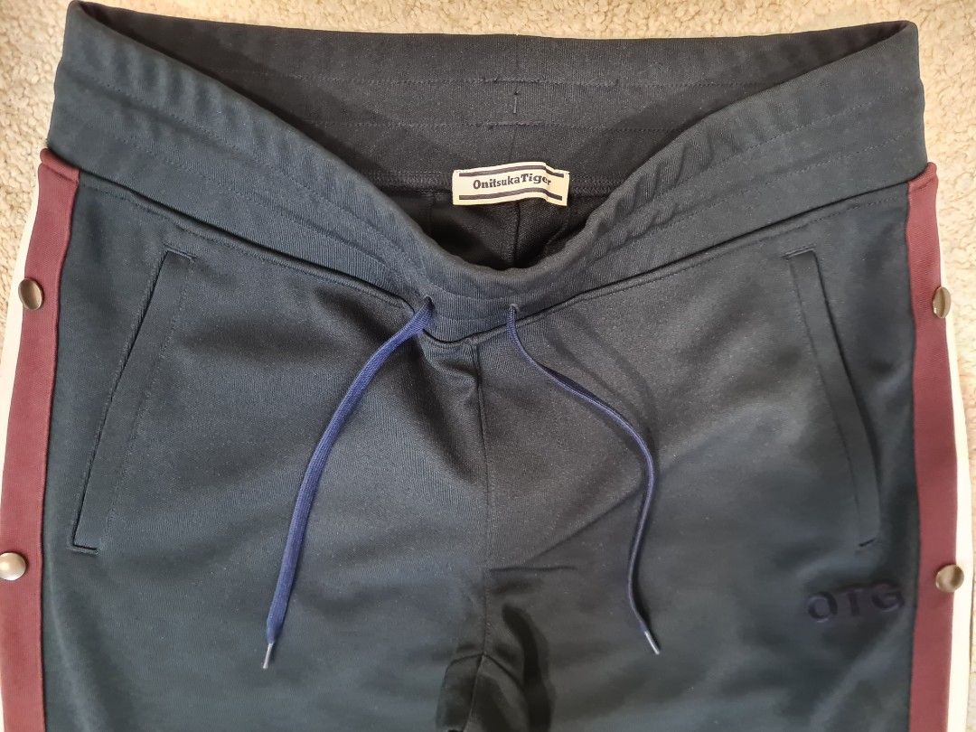 Onitsuka tiger joggers deals