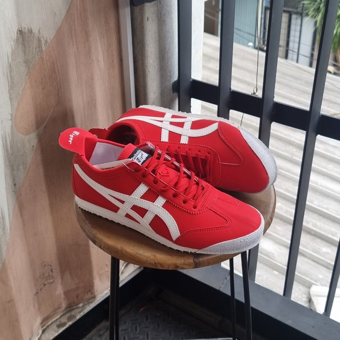 Onitsuka merah 2025