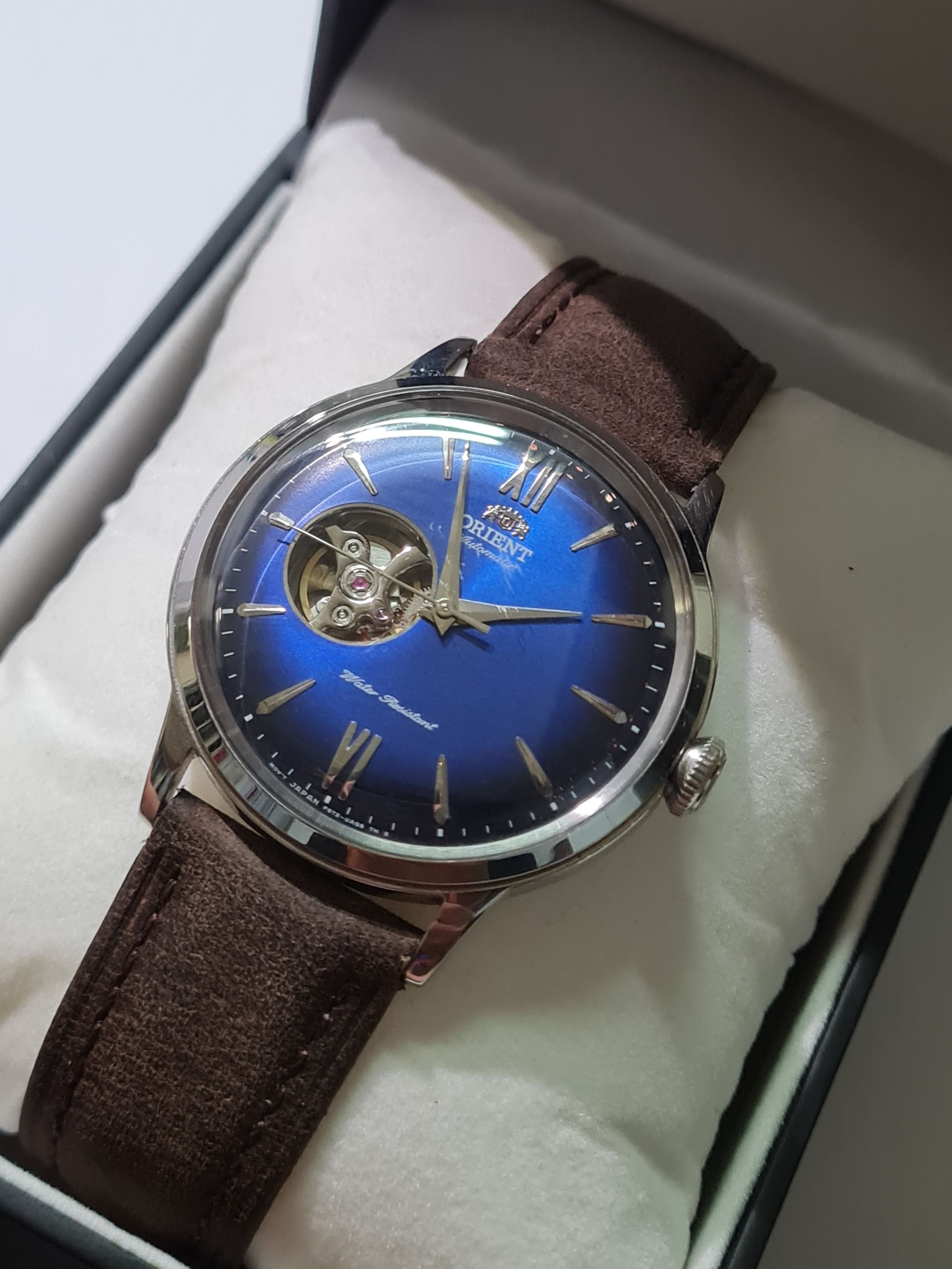 Orient Bambino Open Heart RA AG0028L F6T2 UAA0 Classic Blue Dial Vintage Inspired Automatic Mechanical Gents Casual Dress Watch with Stainless Steel