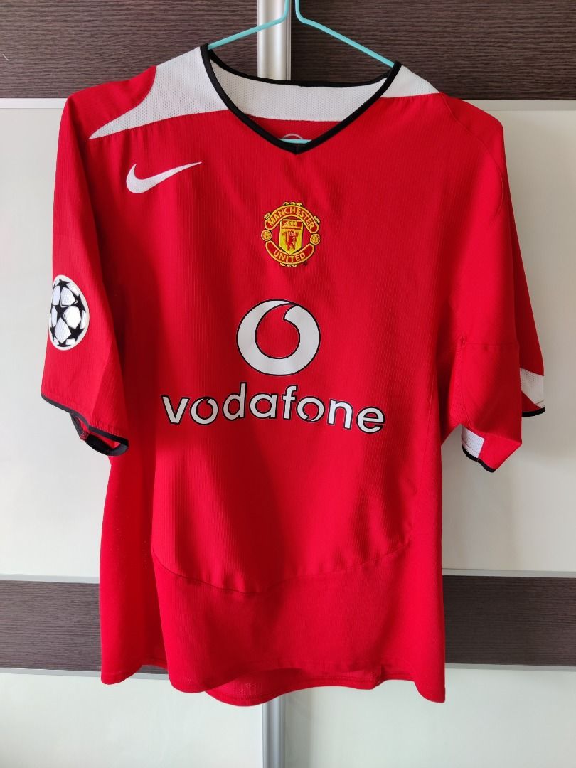 Manchester united jersey 2005 deals