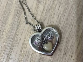 Pandora Heart Locket Neclace + 5 Petite Charm