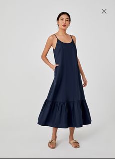 (Category: ) located in . Submitted by runwayapparel (Listing ID 1216210881, Image 1). Description: .