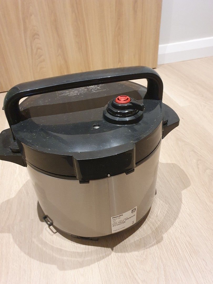 PHILIPS HD2136/60 PRESSURE COOKER, TV & Home Appliances, Kitchen