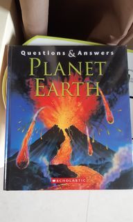 Planet Earth ‐  A Grolier Scholastic Question and Answers Book