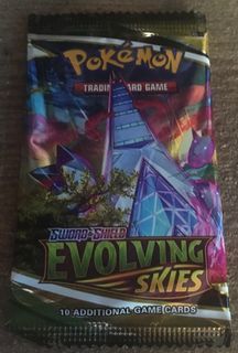 Pokemon Sword & Shield - Evolving Skies Booster Pack (9 cards per pack)