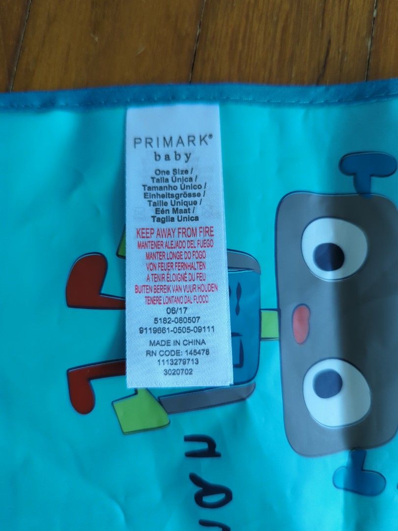 Primark bib, Babies & Kids, Nursing & Feeding, Weaning & Toddler Feeding on Carousell