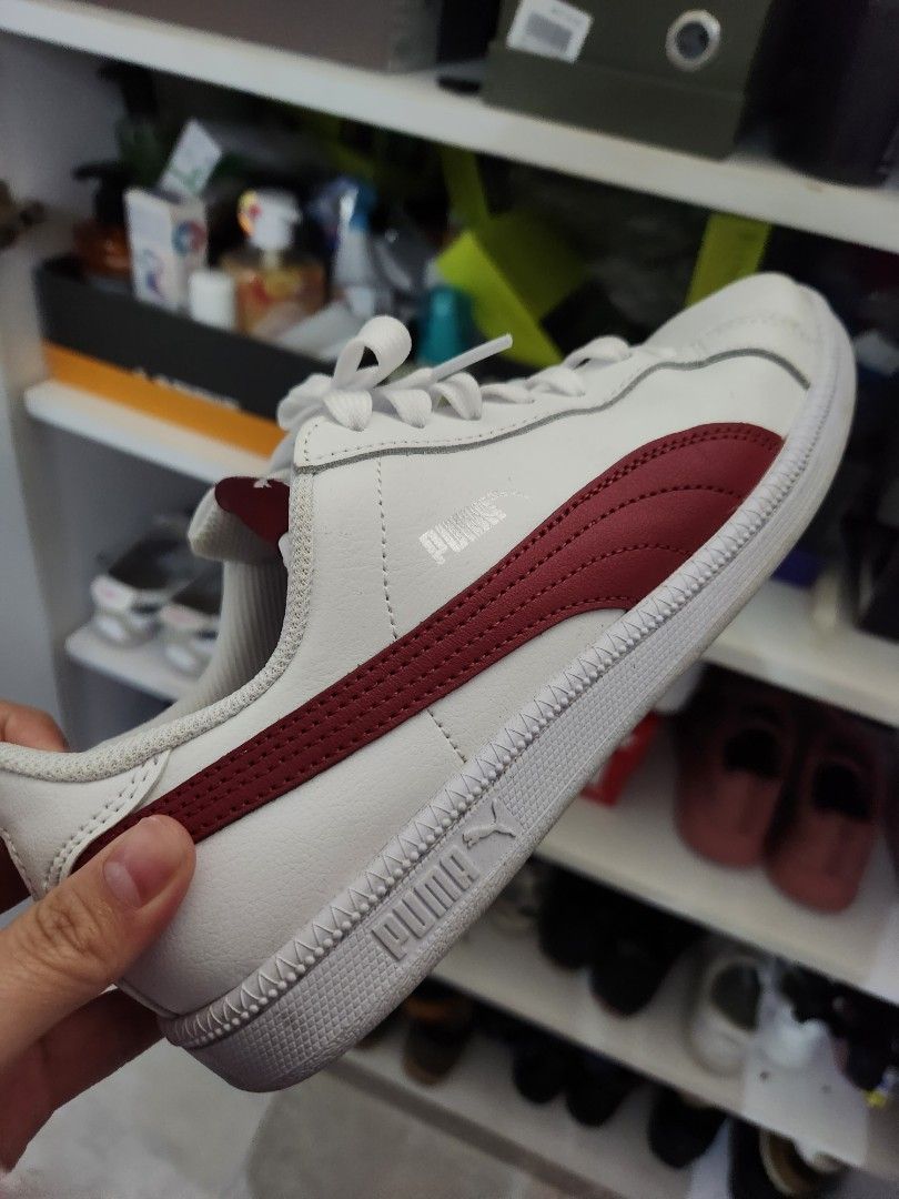 Red white hotsell puma sneakers