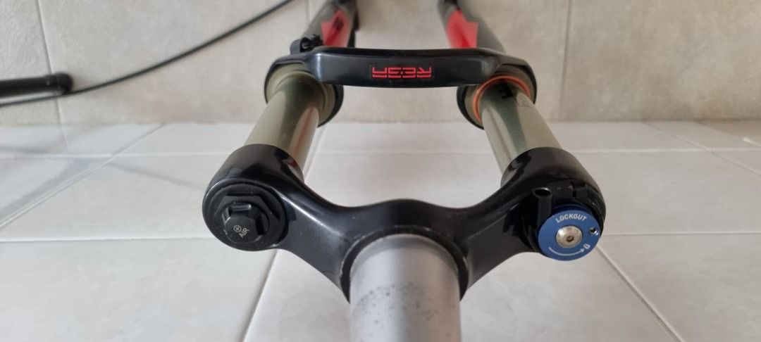 Rockshox reba 26 100mm deals