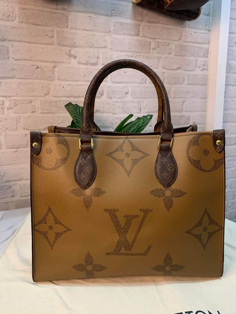 💥SALE💥 LV ON THE GO 35 SHOULDER BAG, Luxury, Bags & Wallets on Carousell