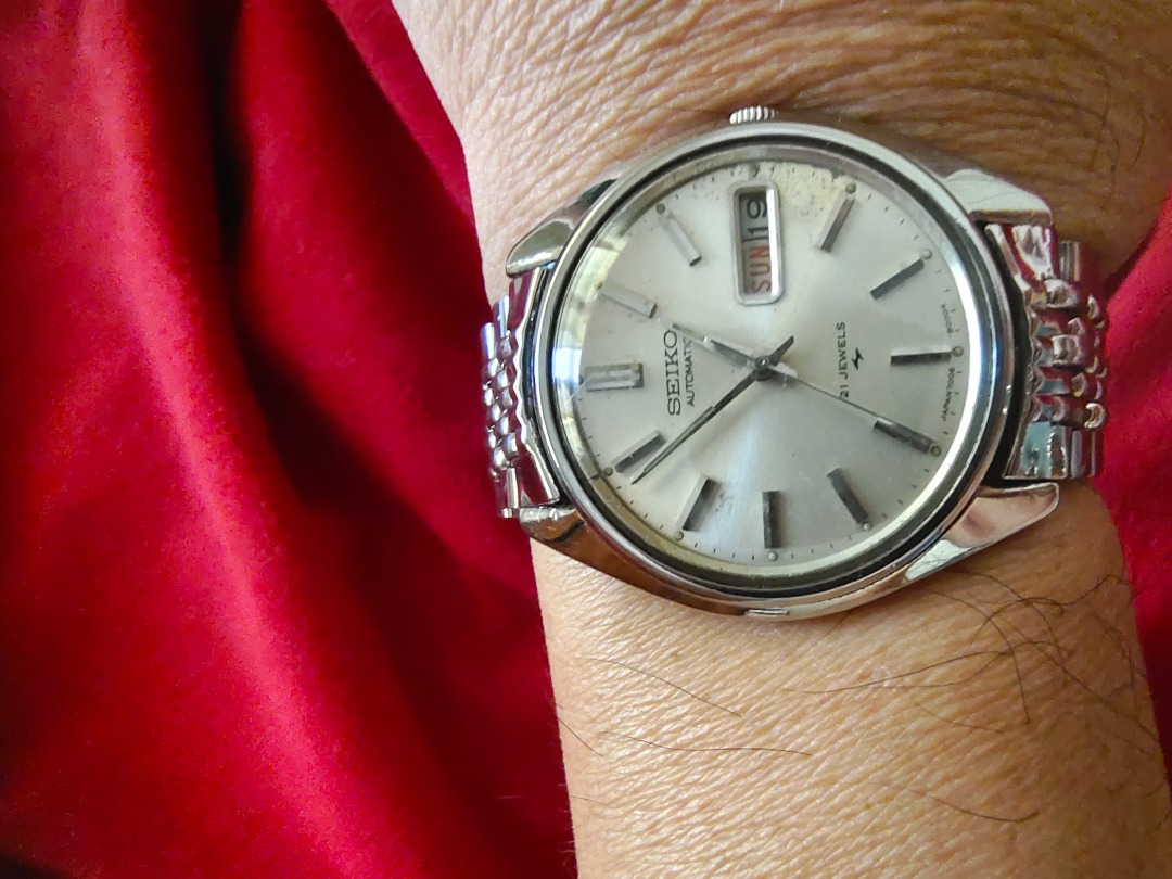 Seiko hot sale 7006 8000