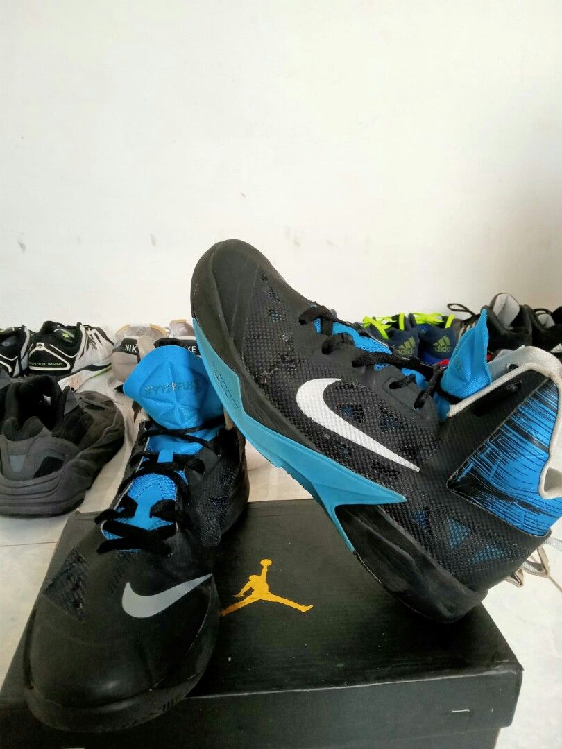 sepatu running nike zoom