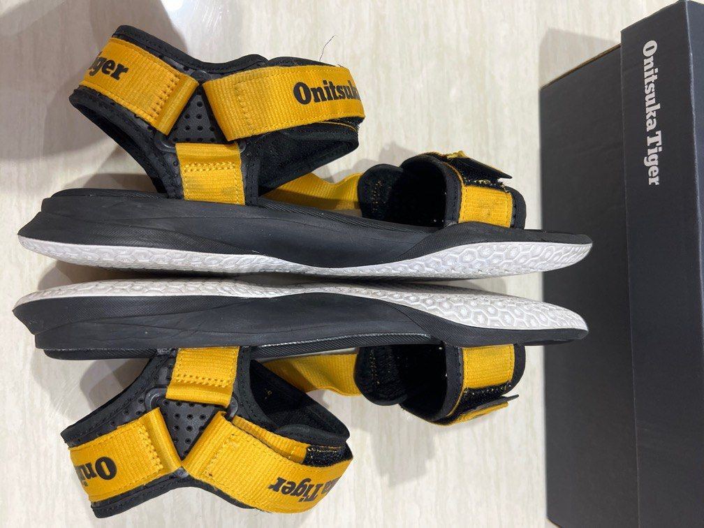 sandal onitsuka