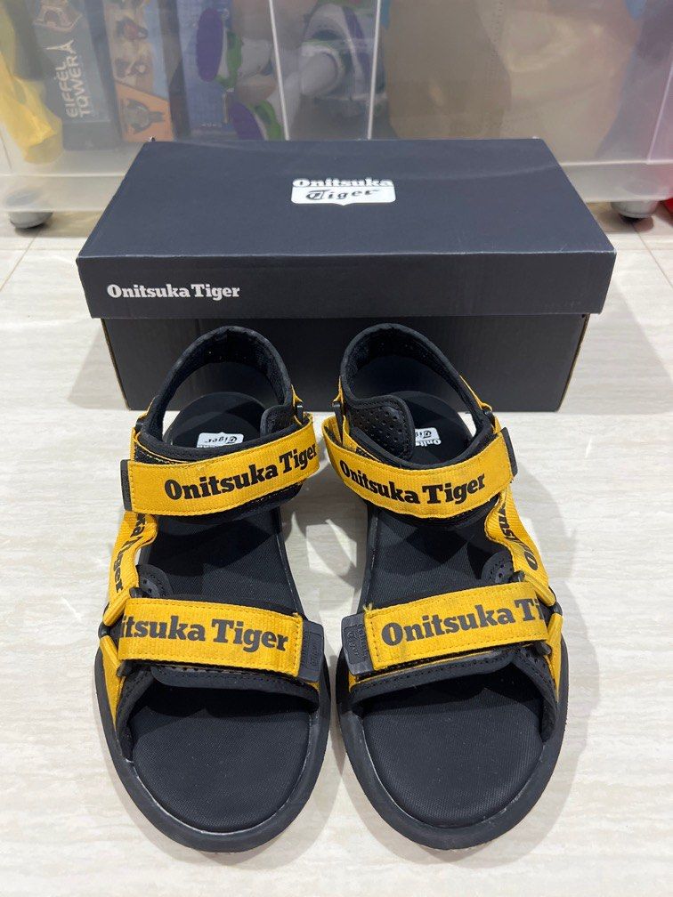 onitsuka tiger sepatu