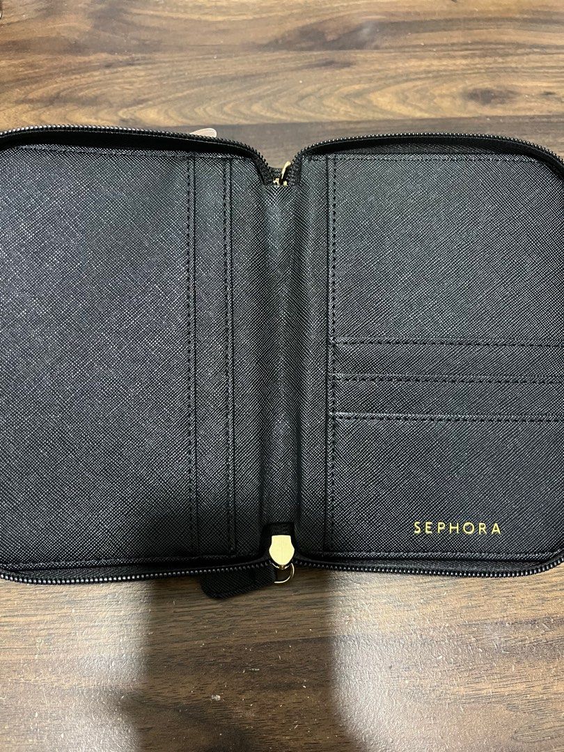 Sephora Passports holder, Women's Fashion, Bags & Wallets, Wallets