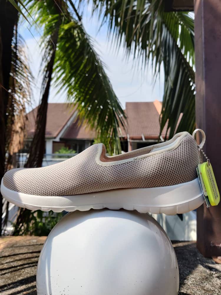 Skechers Go Walk Joy Women s Fashion Activewear on Carousell