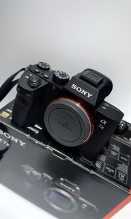 Sony A7iii SONY ALPHA A7 III MIRRORLESS DIGITAL CAMERA