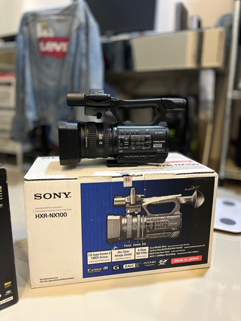 Sony hxrnx100 camcorder, Photography, Video Cameras on Carousell