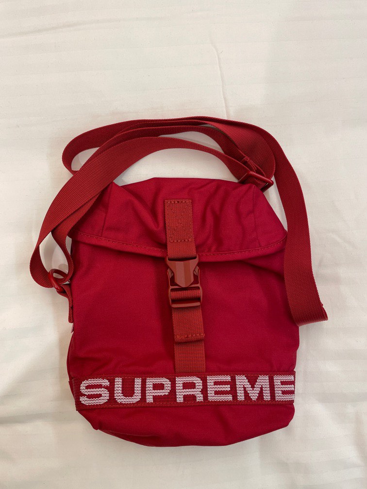 Supreme Field Side Bag, Men's Fashion, Bags, Sling Bags on Carousell