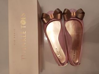 （分類：）位於 。 由 lbesze 提交（商品編號 1216222527，圖片 1）。簡介： 。