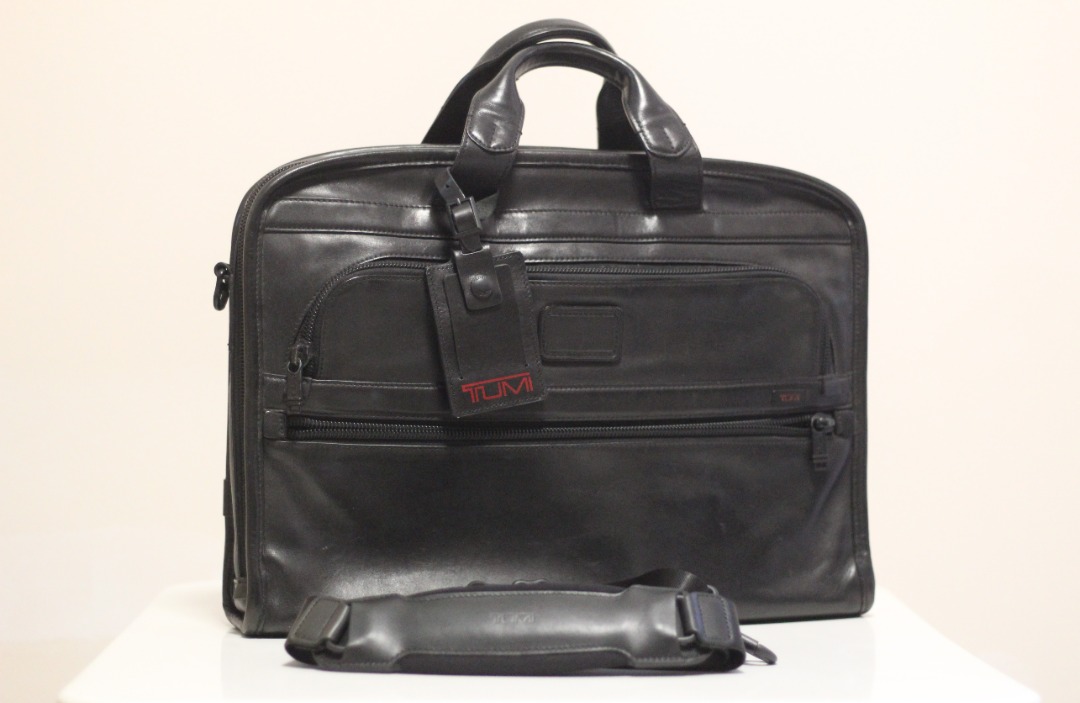 Tumi 96111DH Vintage Alpha Leather Slim Large Screen Computer
