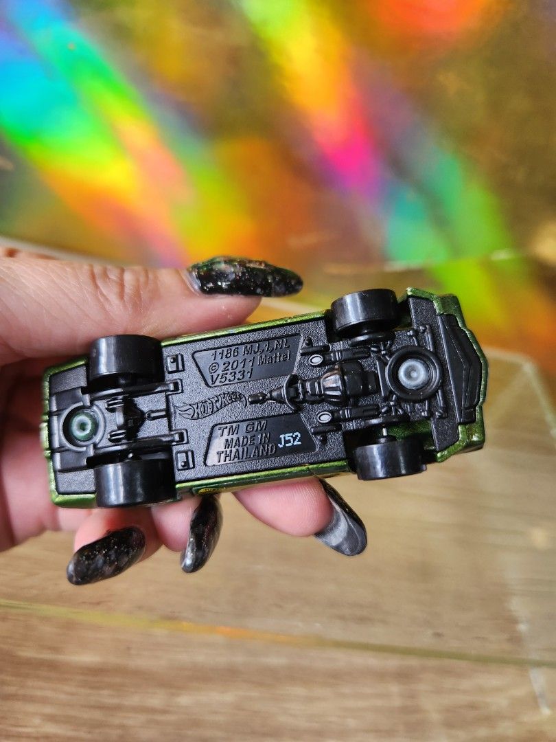 Hot wheels v5331 top