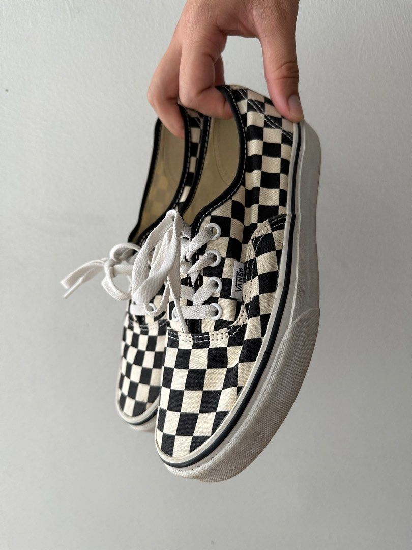 VANS CHECKERBOARD