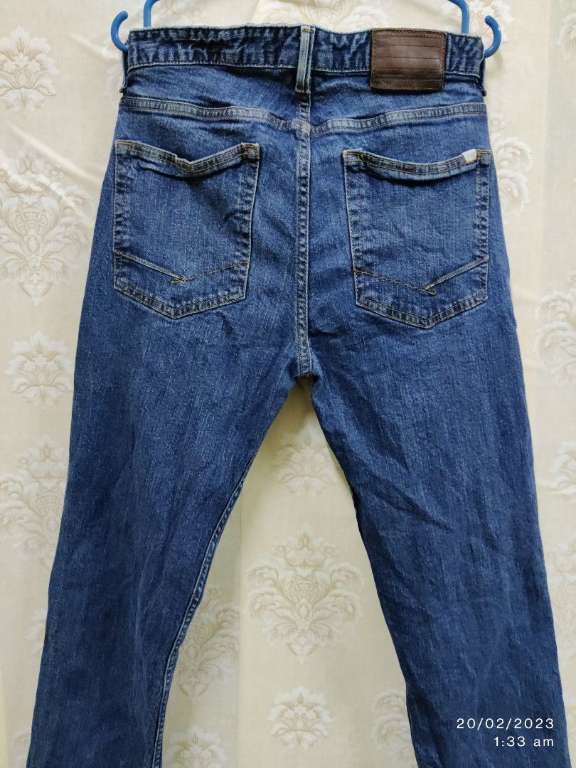 Vans v66 jeans deals