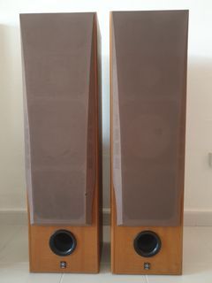 Yamaha Speakers Floorstanding (model : NS-8390)